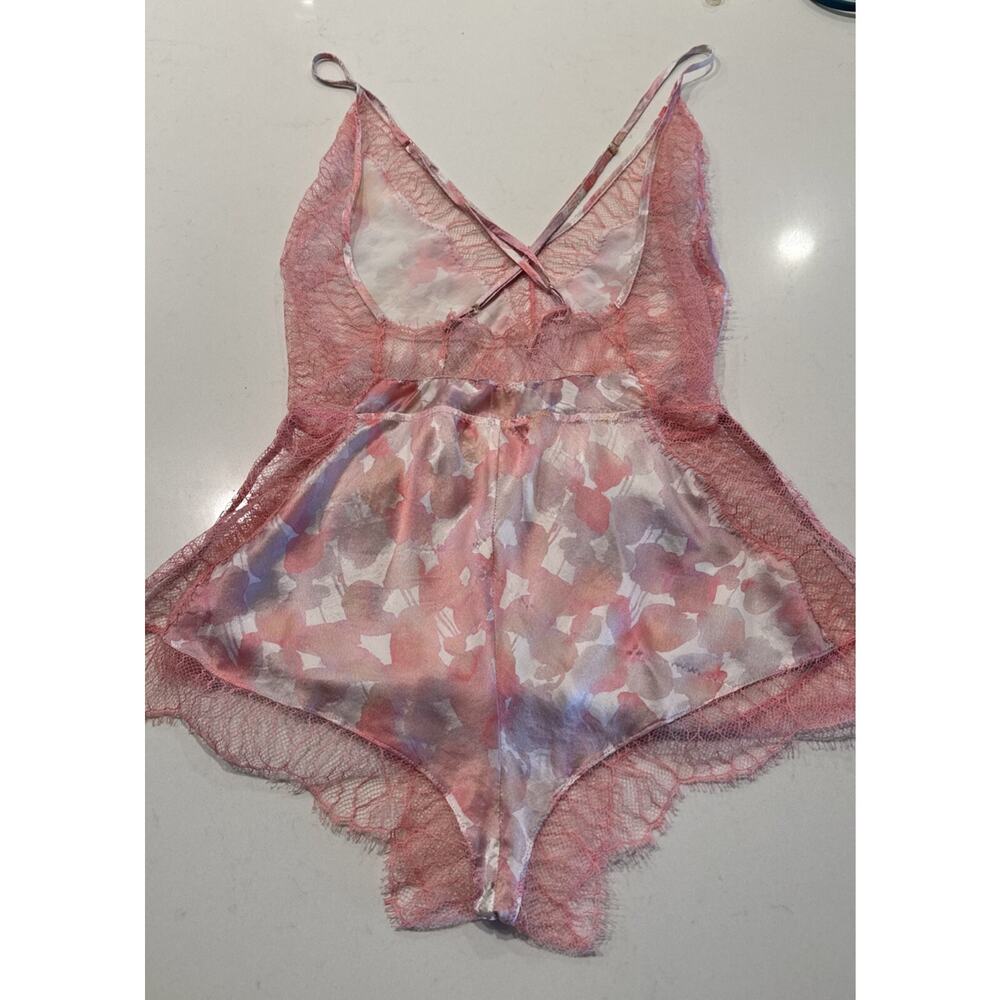Naked Princess Women’s Silk Ella Romper Lingerie Pink Petal Print Silk Lace READ - Picture 2 of 11